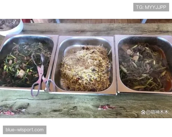 王燊超一天两顿饭，家里却比明星还豪华，真是隔着屏幕都能感受到差距